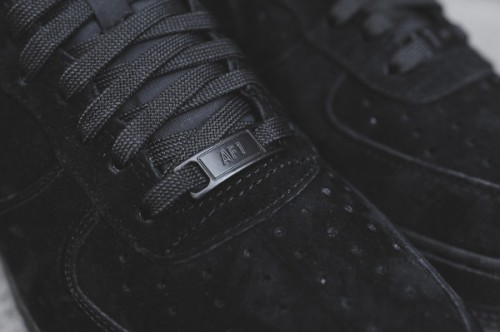 suede air force 1 all black