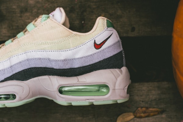 Nike Air Max 95 Halloween (Beige Green) (3)