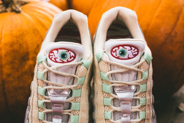 Nike Air Max 95 Halloween (Beige Green) (6)