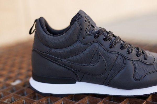 Nike Internationalist Mid Reflective Black (7)