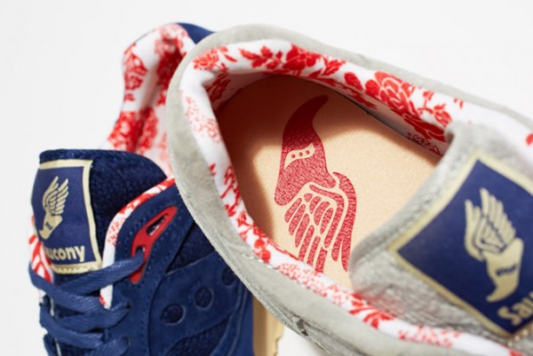 SAUCONY X BODEGA SHADOW 6000 SWEATER DIST (1)