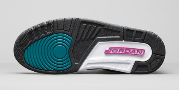 photo officielle The Jordan Dub Zero Gears Up For Valentine's Day Space Blue (4)