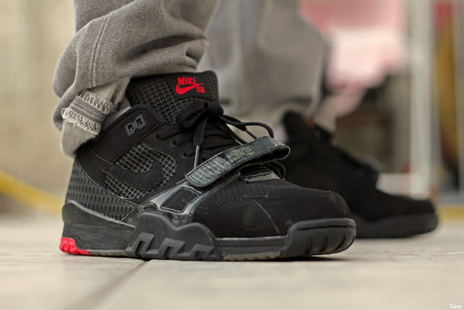 nike air trainer 2 sb supreme