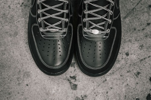 black air force ones gum bottom
