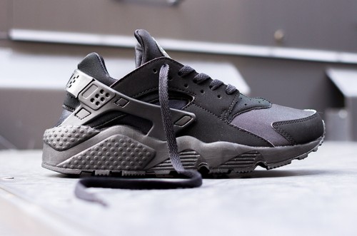 nike huarache ultra enfant marron