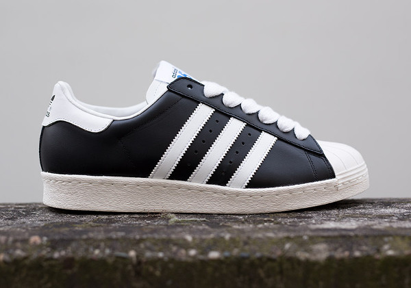 adidas Originals Superstar 80s Nigo Core Black, M21510