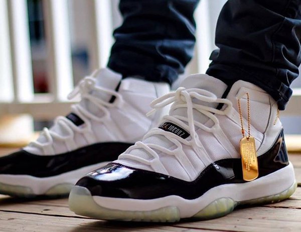 Air Jordan 11 Defining Moments - @tweezytarantino