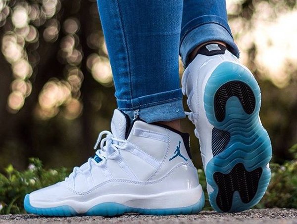 jordan 11 legend blue on feet