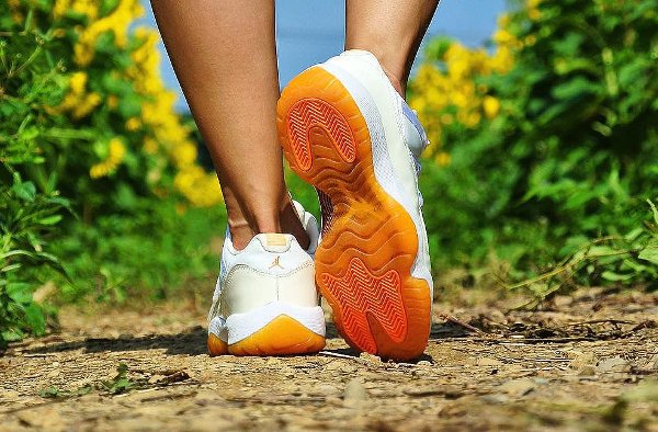 Air Jordan 11 Low Citrus - @britta_ruth920 (1)