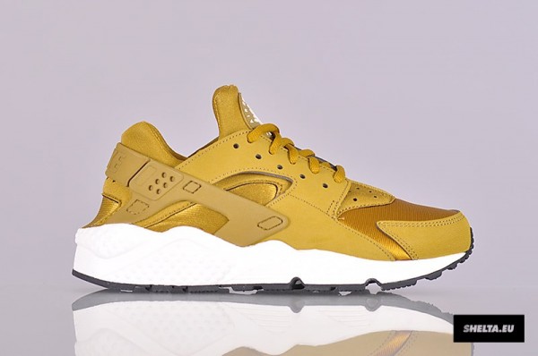 Nike Air Huarache Bronze