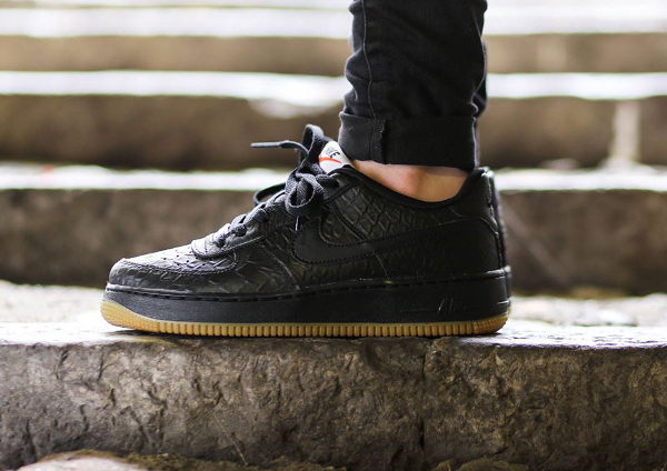 nike air force noir croco