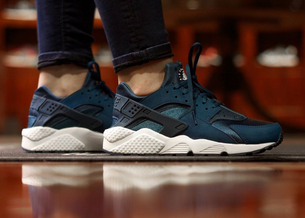 huarache bleu marine femme jordan