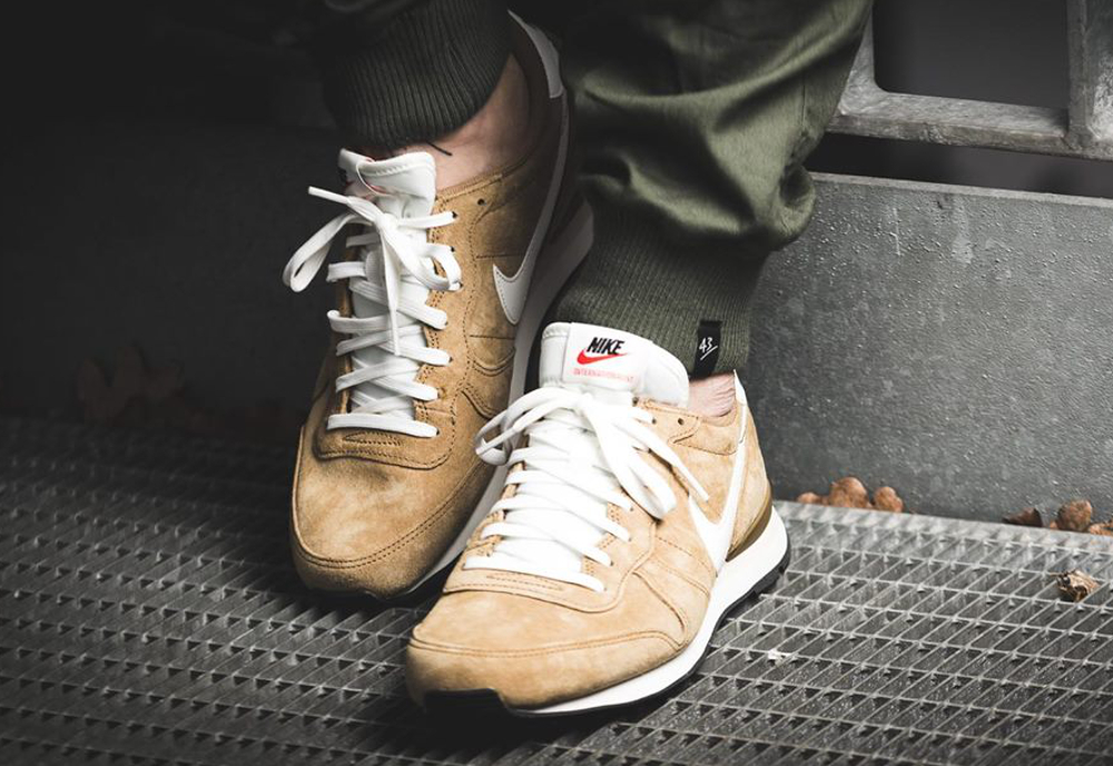 nike internationalist homme golden tan