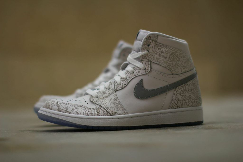 Air Jordan 1 High 'Laser' (White Metallic Silver) (2)