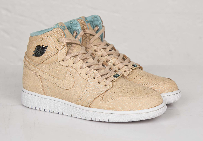 Air Jordan 1 High OG Sand Dune (sable elephant) (1)