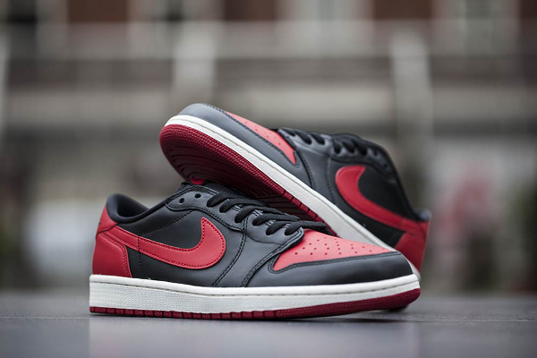 Air Jordan 1 Low OG 'Bred' (Rouge & Noir) (3)