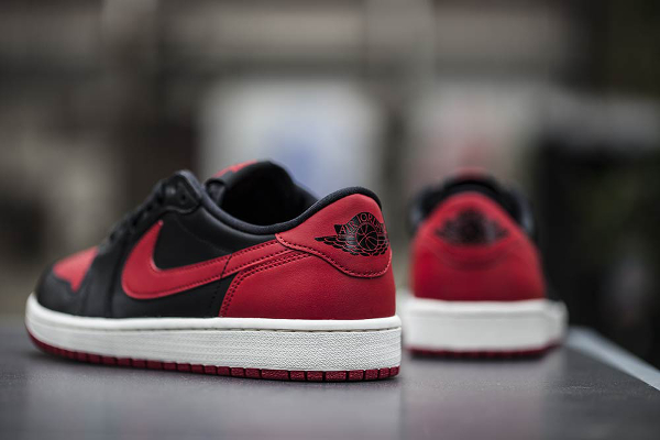 Air Jordan 1 Low OG 'Bred' (Rouge & Noir) (4)