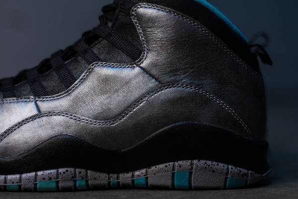 This weekend the "Snakeskin" Air Jordan 11 is set to debut Retro 'Lady Liberty' (3)