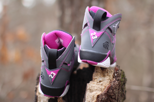 Air Jordan 7 30th 'Valentine's Day' (6)