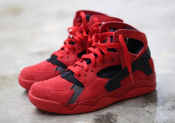 Nike Air Flight Huarache Suede 'University Red' (rouge) (3)