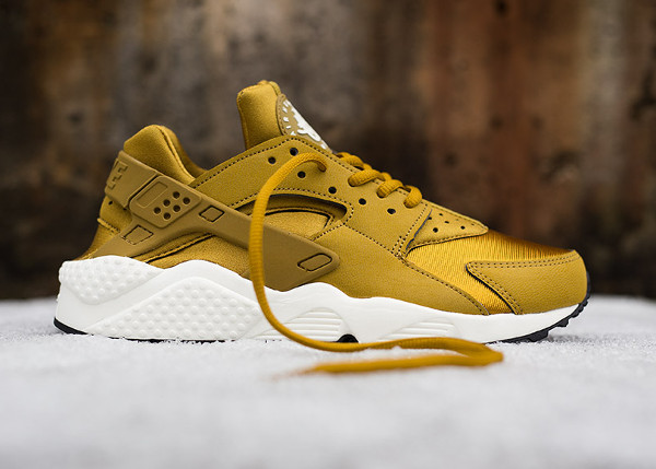 Nike Air Huarache 'Bronzine' (dorée) (3)