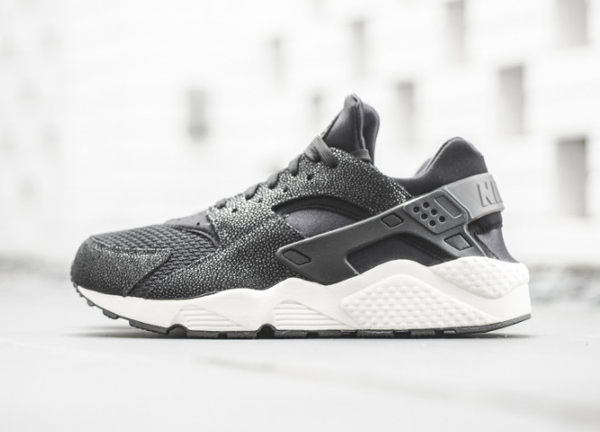 Nike Air Huarache Leather PA Stingray (Sneakers-actus) (1)