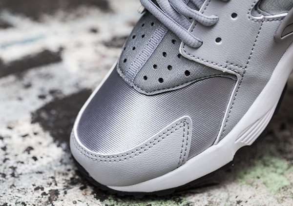 Nike Air Huarache White Wolf Grey (gris) (2)