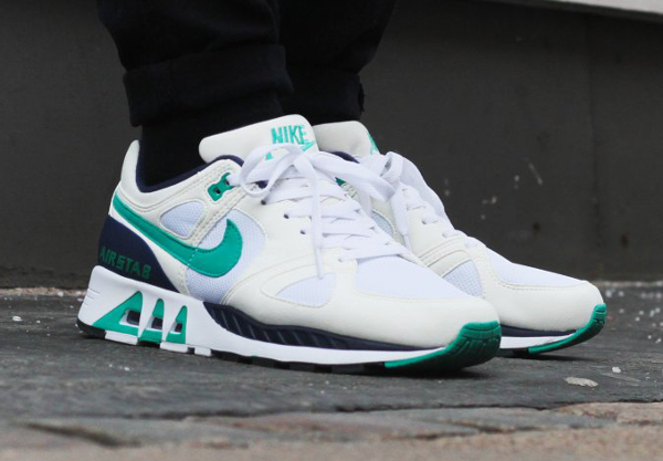 Nike Air Stab OG White Emerald Green aux pieds