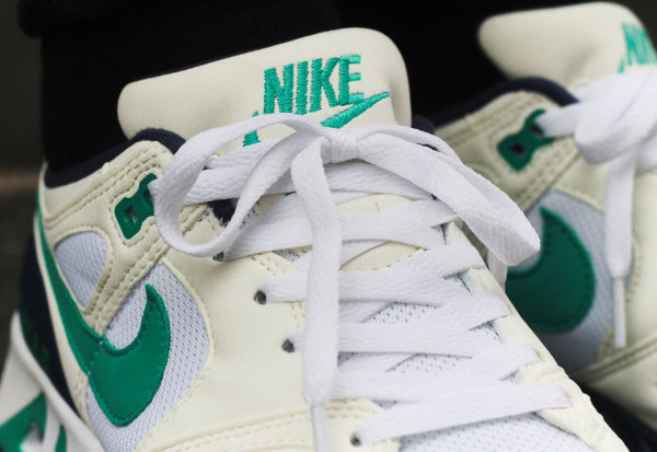 Nike Air Stab OG 'White Emerald Green' aux pieds (5)