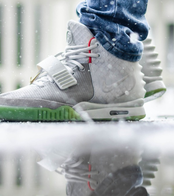 Nike Air Yeezy 2 Pure Platinum - Supremelotus