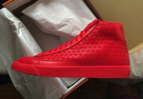 Nike Blazer Mid Metric 'Red'