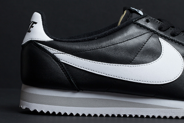 Nike Cortez Black White QS 2015-1