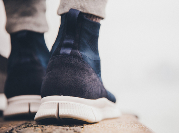 Nike Free Mercurial Superfly SP 'Dark Obsidian' (bleu marine) aux pieds (4)