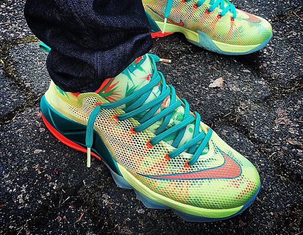 Nike Lebron 12 Low 'LeBronold Palmer' aux pieds