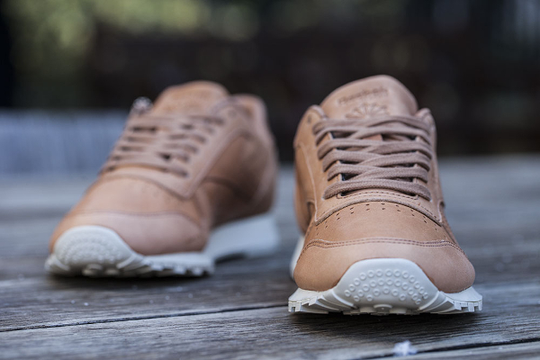 Reebok Classic Leather Lux 'Horween' (tan) (3)