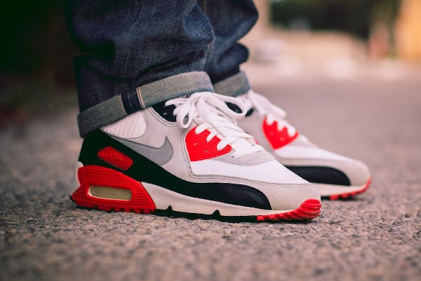 2001-Nike Air Max 90 Infrared  - Haroun Tazzief-1