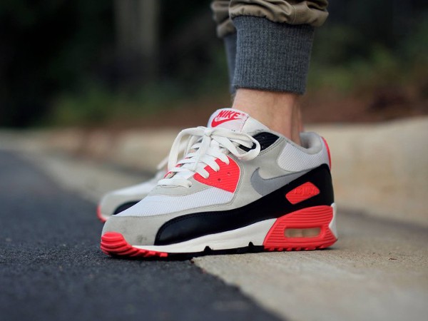 2010-Nike Air Max 90 Infrared - GTfan712