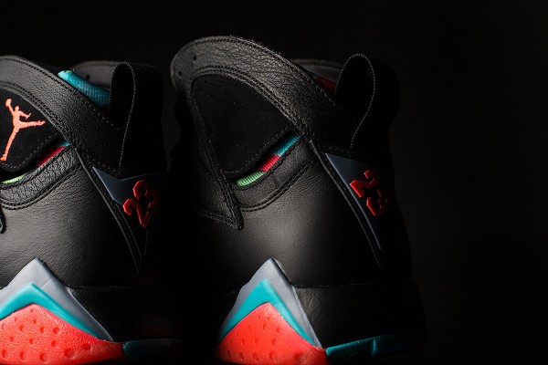 Air Jordan 7 Barcelona Nights ou Marvin The Martian (5)