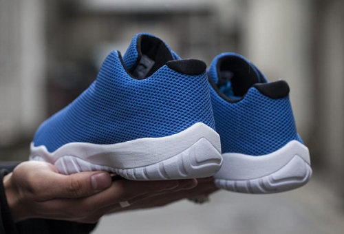jordan future bleu