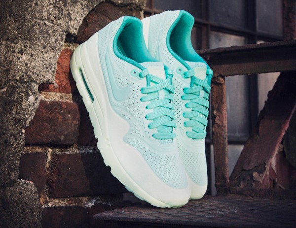 Nike Air Max 1 Ultra Moire Green Glow (macaron) (1)