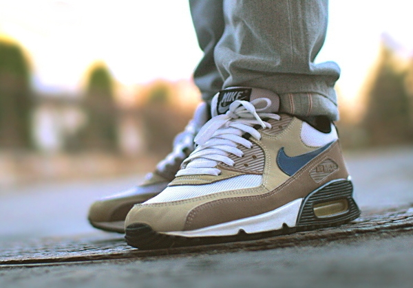 Nike Air Max 90 Escape -  .dzako