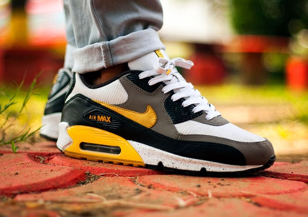 Nike Air Max 90 Livestrong - Msgt16