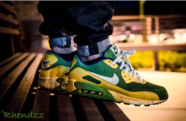 air max 90 running man