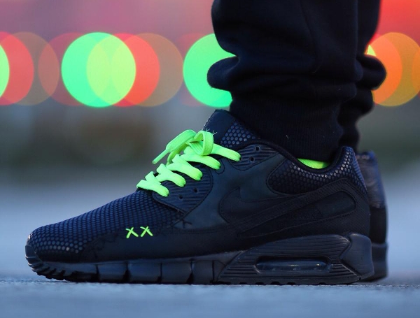 Nike Air Max 90 x Kaws - Rvftsimmons