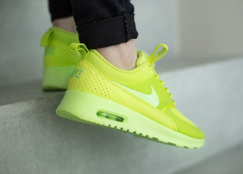 nike air max thea dark citron