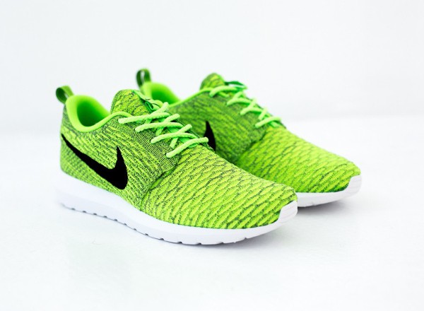 Nike Flyknit Roshe Run Volt  (2)