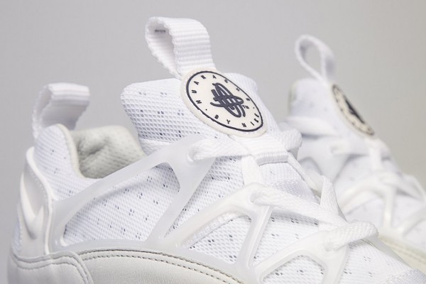 Nike Lunar Huarache Light SP 'White' (2)