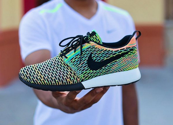 Nike Roshe Flyknit One ID Multicolor 2 tons (1)