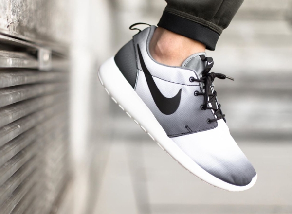 Nike Roshe Run Print Eclipse Black White Cool Grey (4)