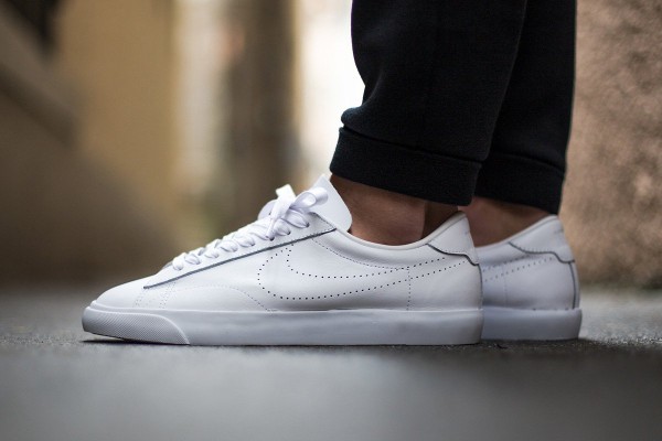 Nike Tennis Classic AC 'Triple White'-2